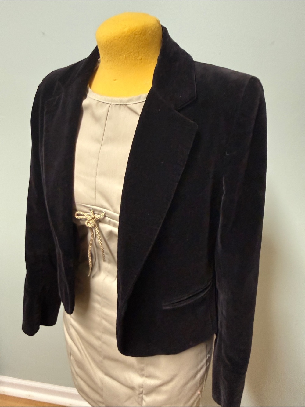 Vintage JH Collectibles Black Velvet Tailored Women's Blazer